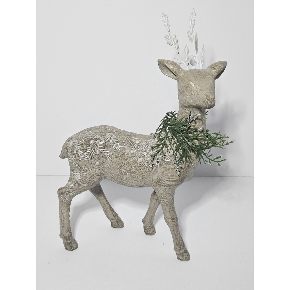 Vintage 13" Faux Carved Wood Reindeer Figurine Wreath Antlers Christmas Decor